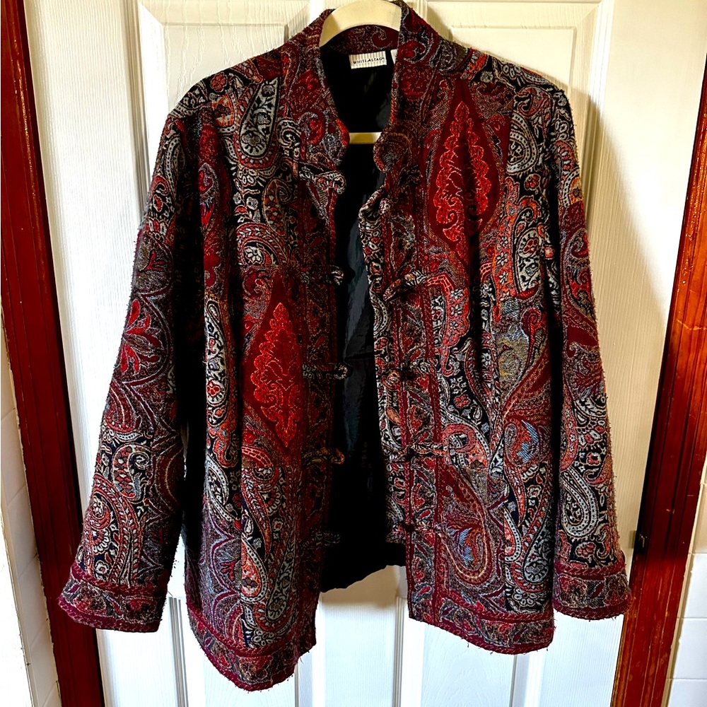 Vintage white stag jacquard paisley jacket/coat